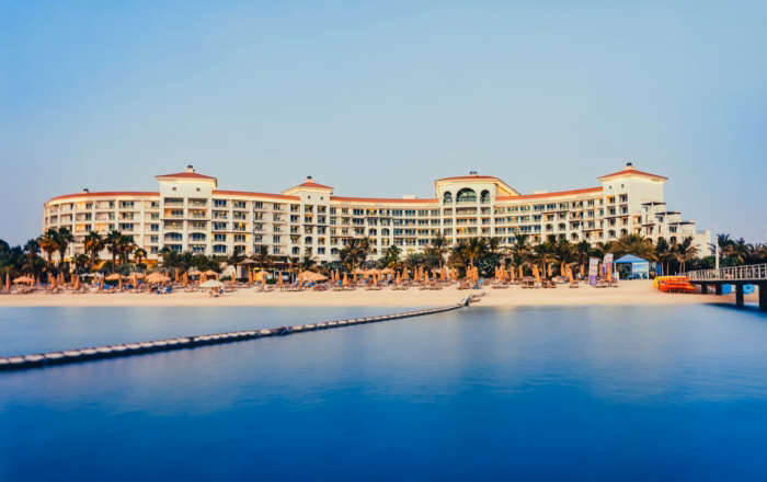 waldorf-astoria-dubai-palm-jumeirah-exterior-2